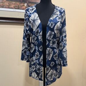 Ana & Rose Blue and White Leaf Print Cardigan